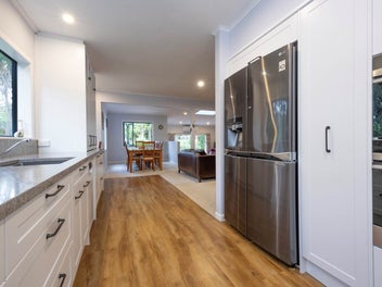 Tranquil Living On Desirable Tawini