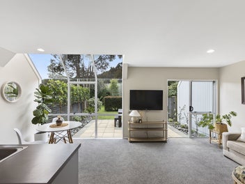 Safe & Sound Townhouse in a Gated Community