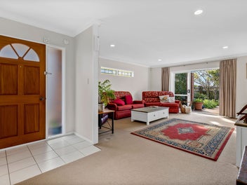 Solid, Single-Level Living in Prime Ellerslie