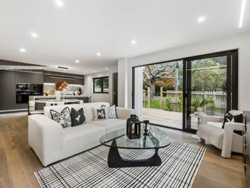Stylish New Freestanding Home in Greenlane