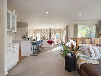 Be quick, competitively priced at $840,000