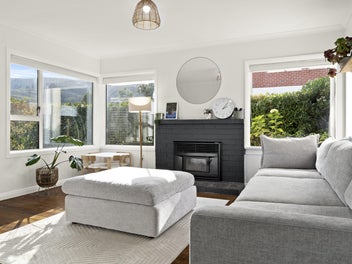 Sunny Family Home Retreat