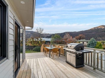 All You Need in Arrowtown!