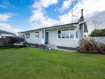 Develop or Flip - Endless Options in Frankton!