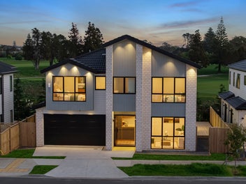 Granny Flat, Golf Views, Great Location!