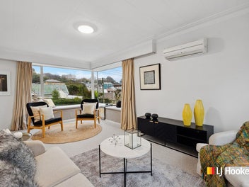 Sun-Soaked Townhouse with Park Views & Outstanding