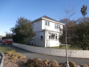 Image 1 of 20