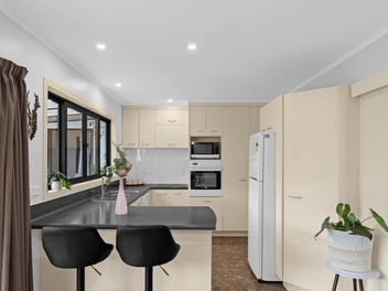 Off to Melbourne, Left You a 1089sqm lifestyle Gem