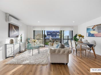 Contemporary Freehold Apartments at Ormiston