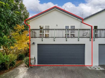 4 BEDS + DOUBLE GARAGE IN OTEHA