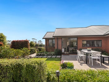 Elegance Meets Country Living