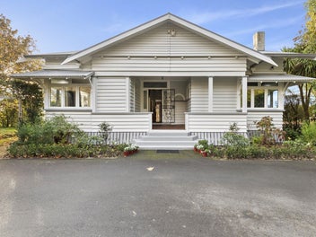 Idyllic Country Living - Lifestyle, Land, Location
