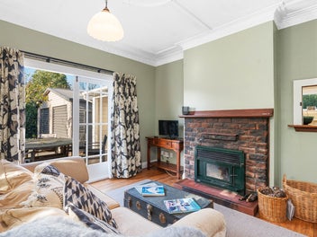 Charming 1930s Cottage in a Prime Location