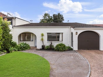 Peaceful, Practical, Perfect - One-Level Living