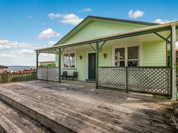 Deceased Estate with Clear Instructions to Sell!