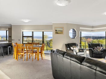 Expansive living