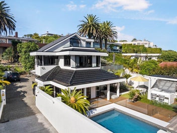 Ultimate Beach Sanctuary - Home & Income