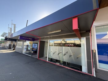 Image 1 of 8
