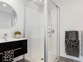 Newbuild 3 Beddie with all the extras!