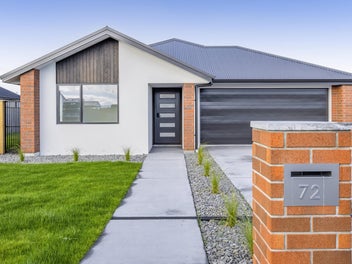 Brand New Home with Mountain Views