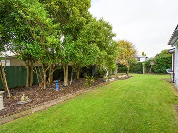 Riverdale Quarter Acre - Transferring Vendor!