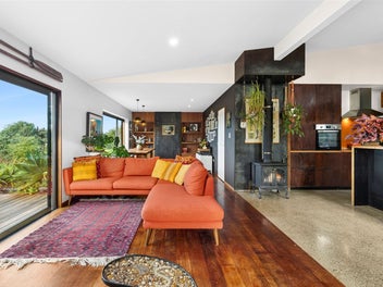 Creative Living with a Twist