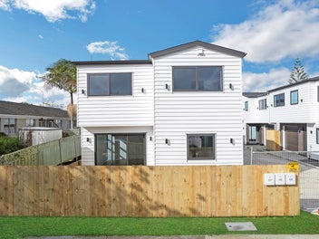 Standalone Brand New – 4 Bedroom in Prime Location