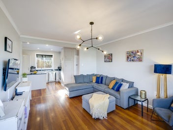 Stroll into the city, smart start or investment