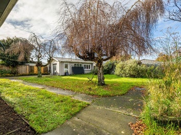 Solid 1960s Home on Expansive 888sqm Section