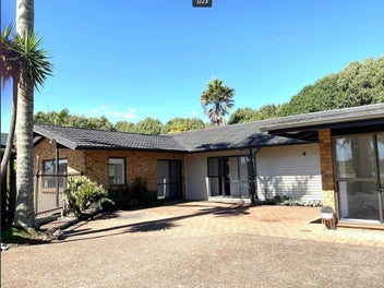 Image 1 of 20