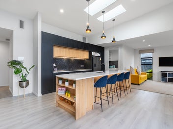 Living in Modern Luxury $975,000 - $1,145,000