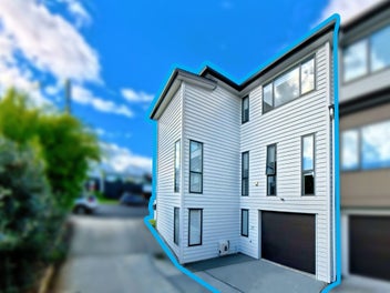 Prime Mt Eden Freehold Duplex Grammar Zone