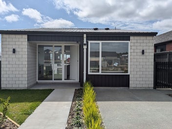 Image 1 of 18