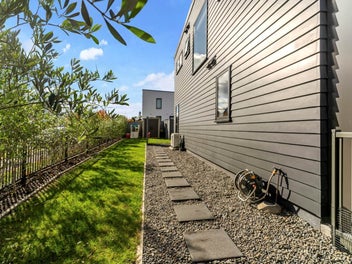 Sun-Filled Corner Home | Freehold | Fletcher Built