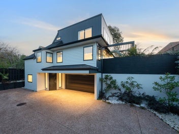 Urgent Notice - Pre Auction offer - Now Selling!