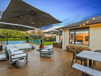 Final call, must be sold. Be poolside for summer!