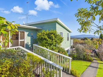 Sea Views -Excallent Value.