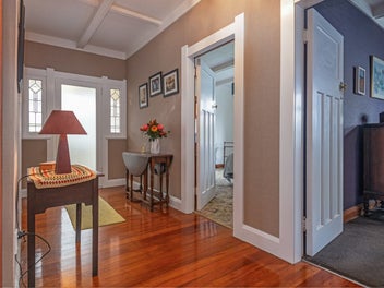 Captivating 1920s character home!