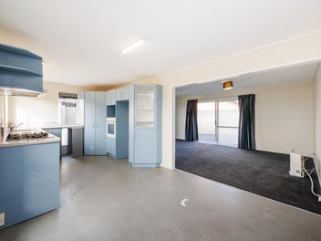 Move-in ready in the heart of Kelvin Grove