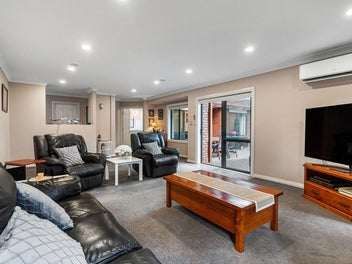 Family Comfort with Space to Grow