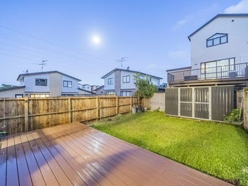 VENDOR PURCHASED - Price in $600,000's