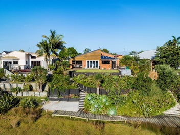Waterfront Views and a Pool!