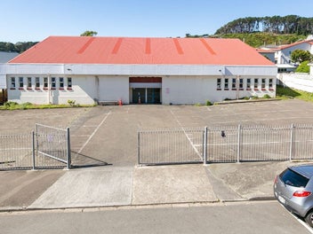 Image 1 of 14