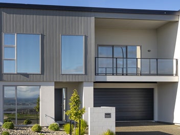 Contemporary home with panoramic views