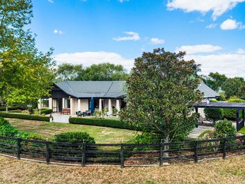 Generous lifestyle living in sought-after Karaka