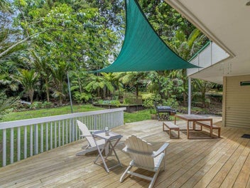 Blissfully Titirangi