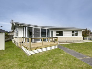 Superbly located in Taradale