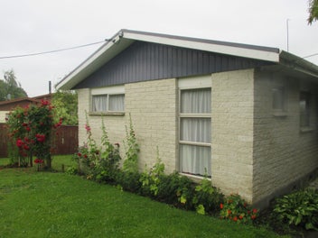 Image 1 of 10