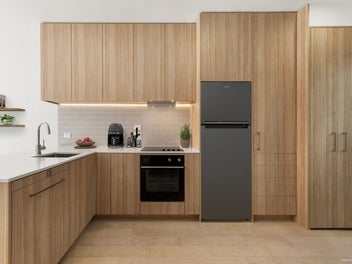 First home buyers/Investors, Carpark Included
