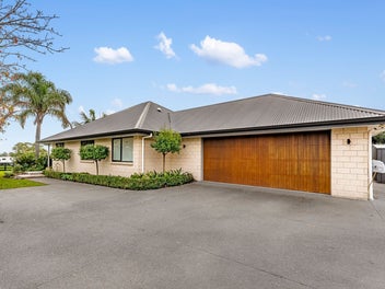 Easy Motorway Access, Spunky House + Shed